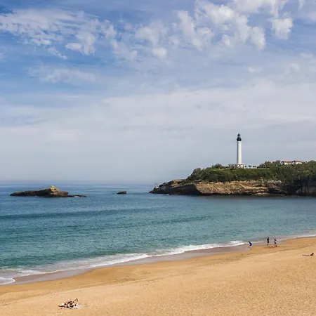 Apartment Miramar Plage - - Biarritz