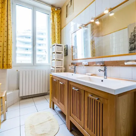 Apartment Miramar Plage - - *